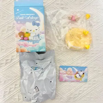 POP MART 산리오 캐릭터즈 Fall A sleep 포차코