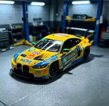 MYSTERIOUS BMW M4 GT3