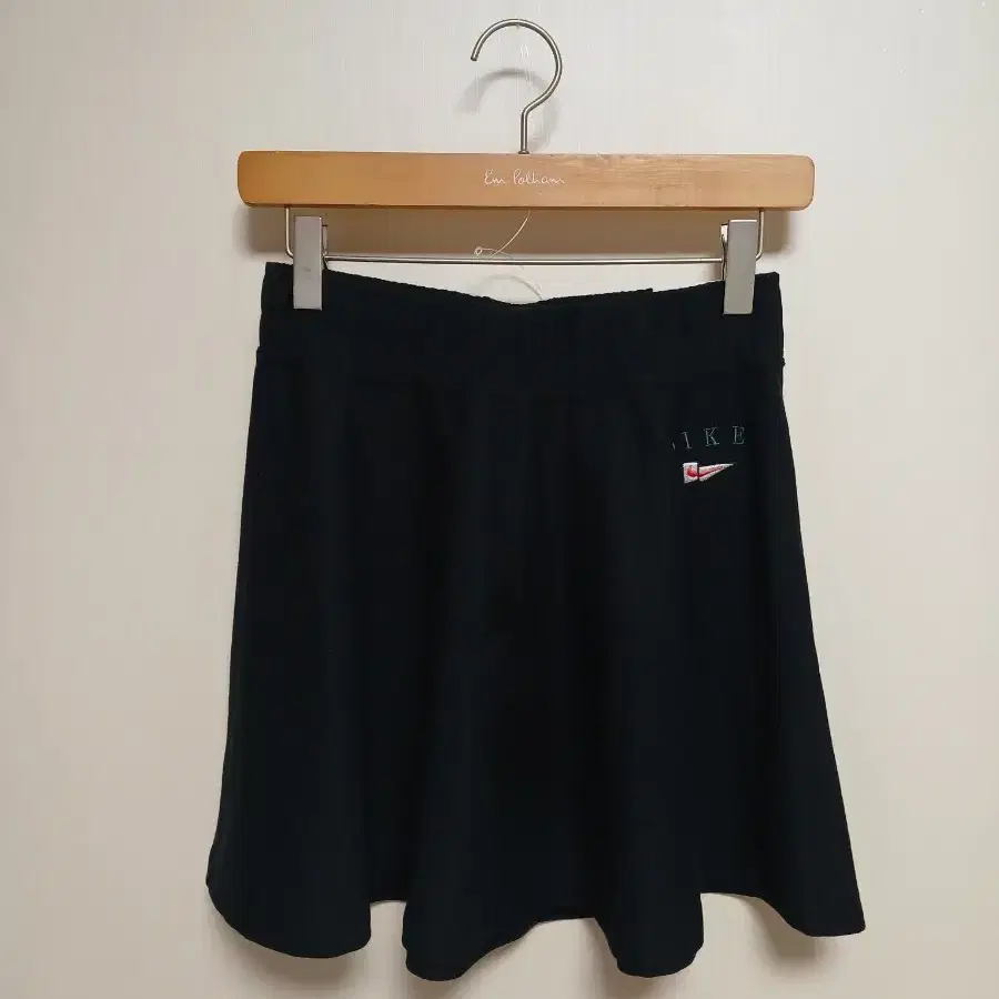 NIKE 나이키 스커트 S 새상품