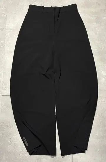 [새상품급] ZARA 남성용 슬랙스 블랙 M사이즈
