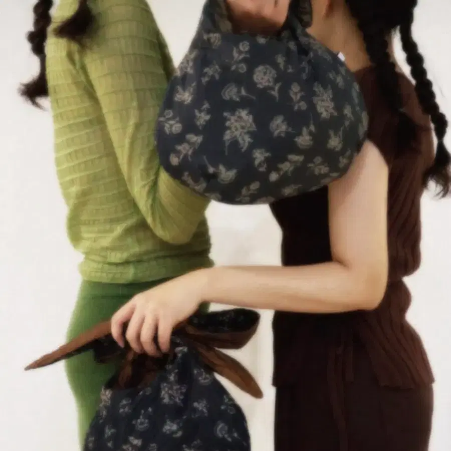콜로신스 가방 Reversilble Bozagi Bag Flower