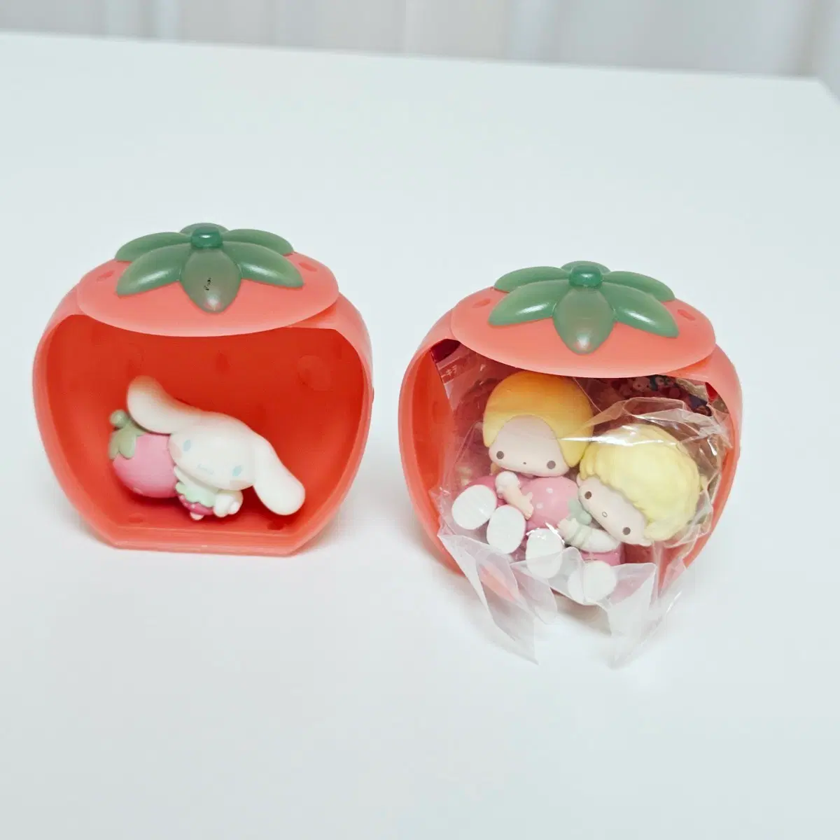 산리오 딸기 케이스 피규어 시나모롤 패티앤지미