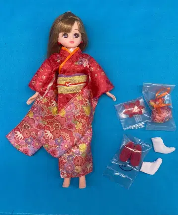 리카짱 LD-30 붉은 기모노 타카라 옷 갈아입히기 인형 새상품급
