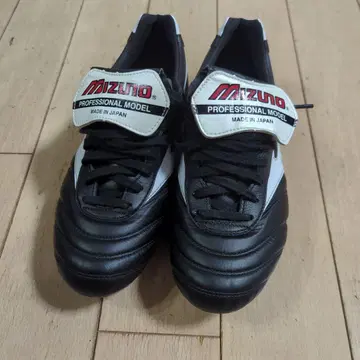 미즈노 MIZUNO 모렐리아 2 JAPAN 25.5cm