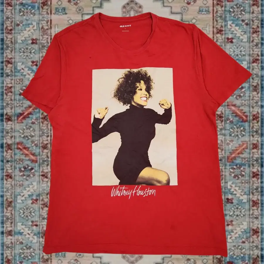 Old Navy 휘트니 휴스턴 프린팅 밴드 티셔츠 Red (L)