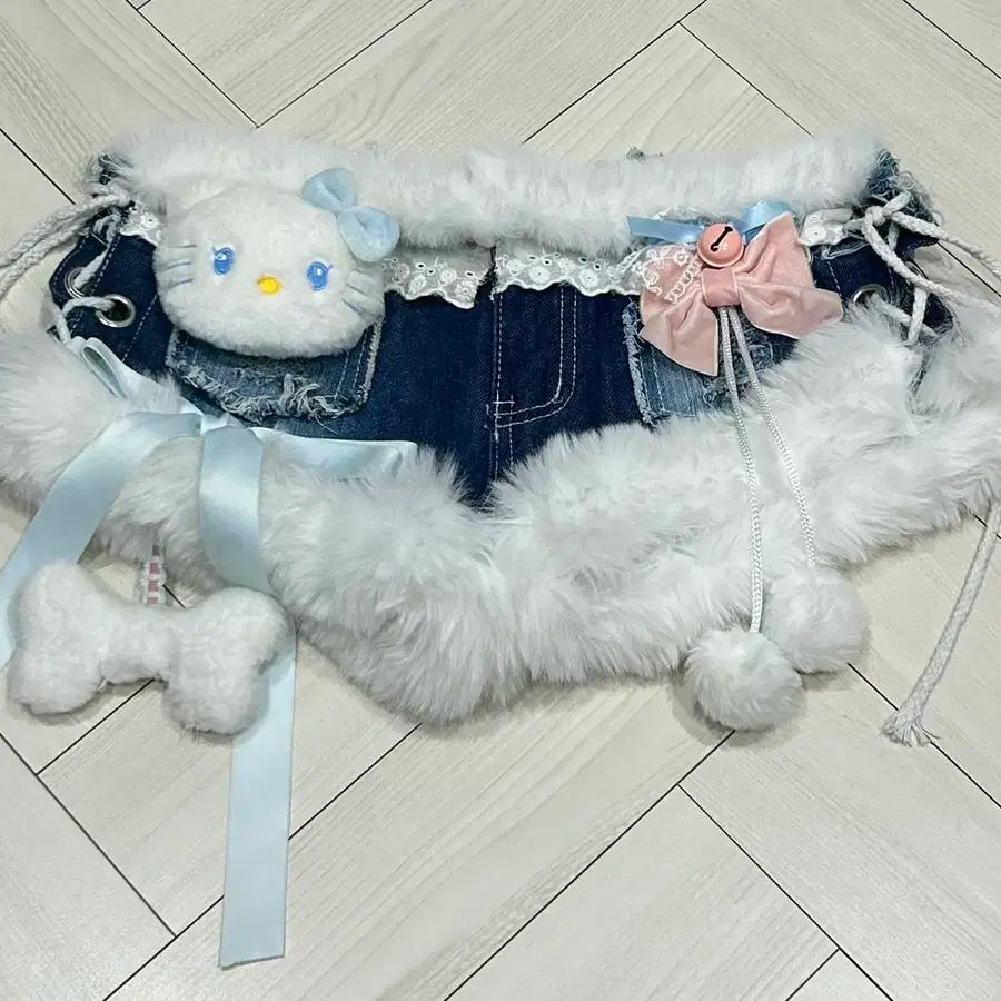 헬로키티 갸루 퍼 숏팬츠