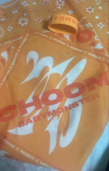 BABYMONSTER 라이브 아레나석 한정판 반다나 러버 밴드