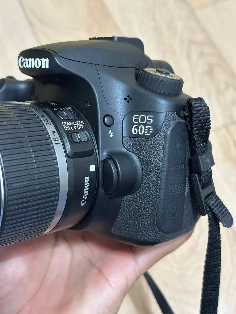 캐논 EOS 60D DSLR 카메라 바디 렌즈 미포함