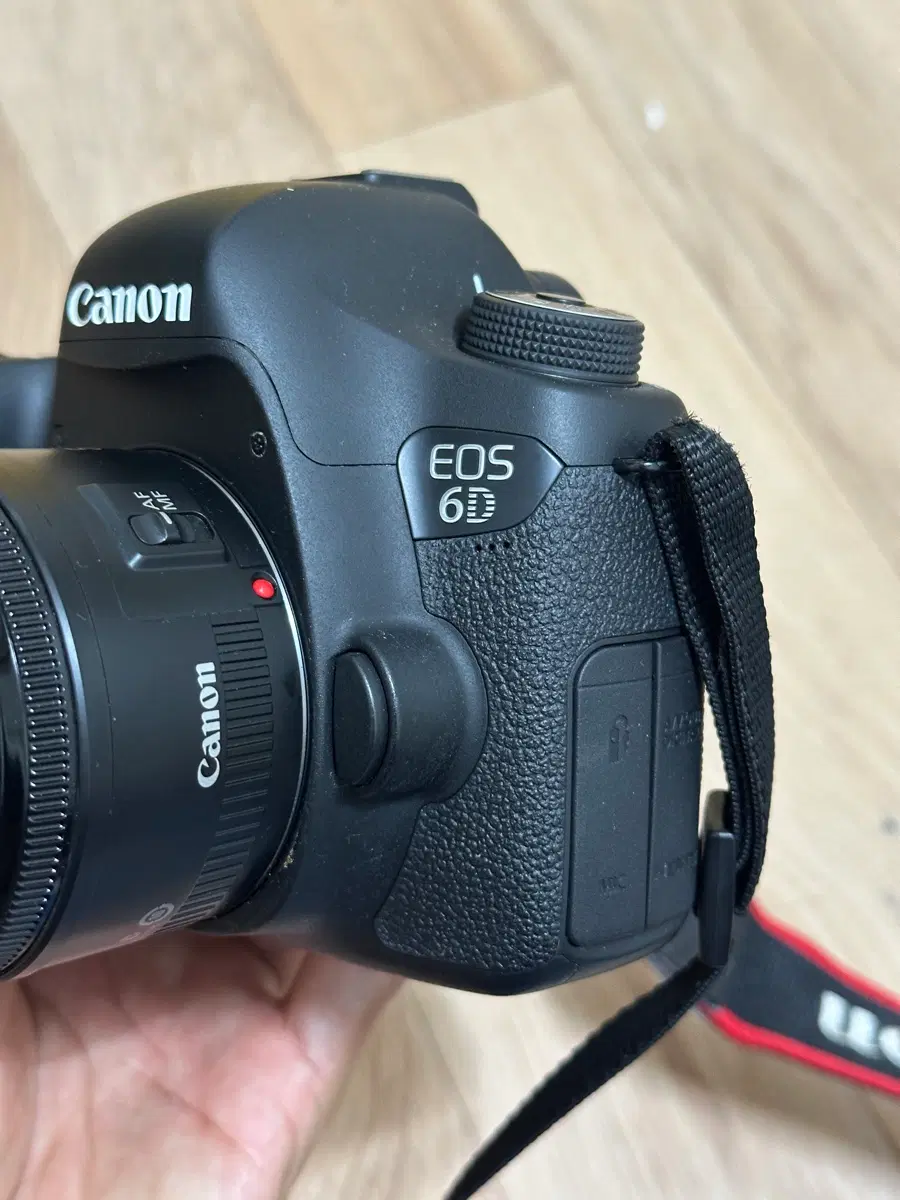캐논 EOS 6D