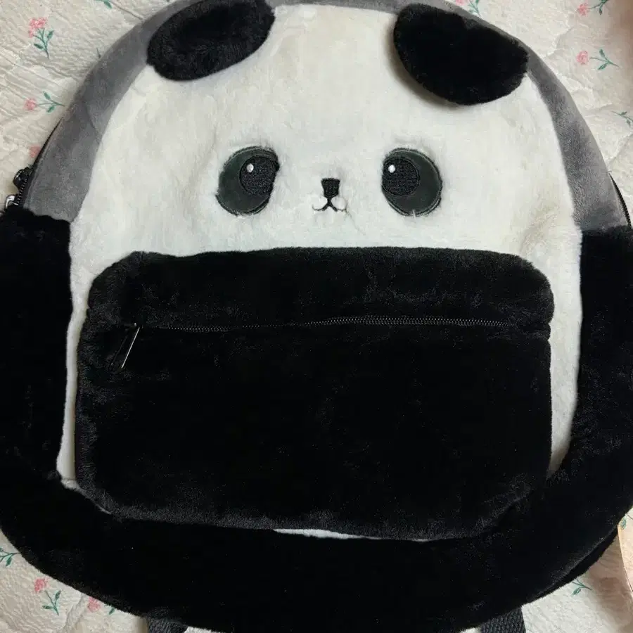 에버랜드 팬더 퍼 백팩
