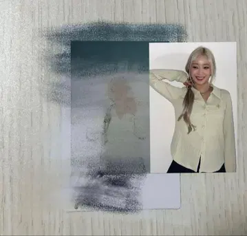 STAYC 수민 친필 사인 폴라로이드