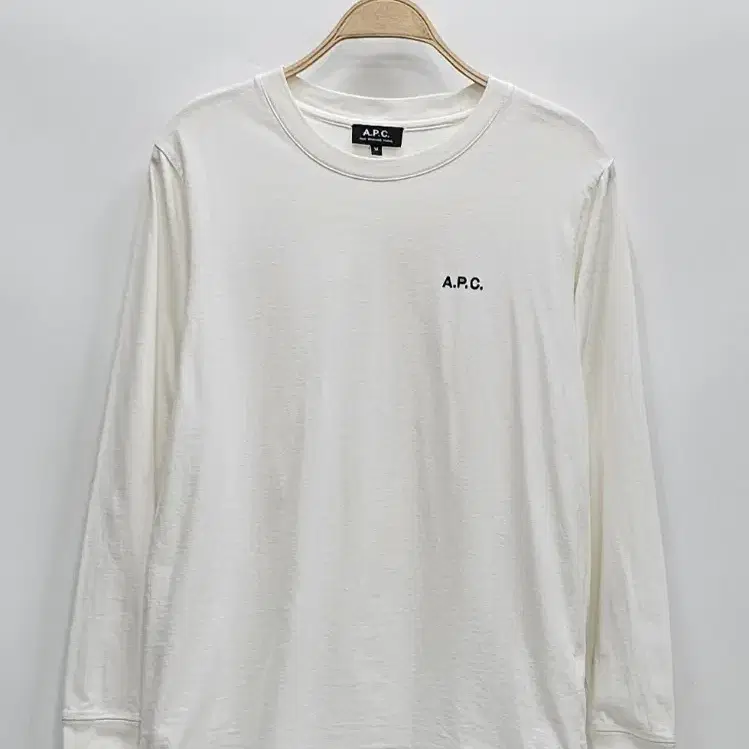 A.P.C. 21SS 아페쎄 스몰 로고 긴팔 티셔츠 / 남 M 화이트