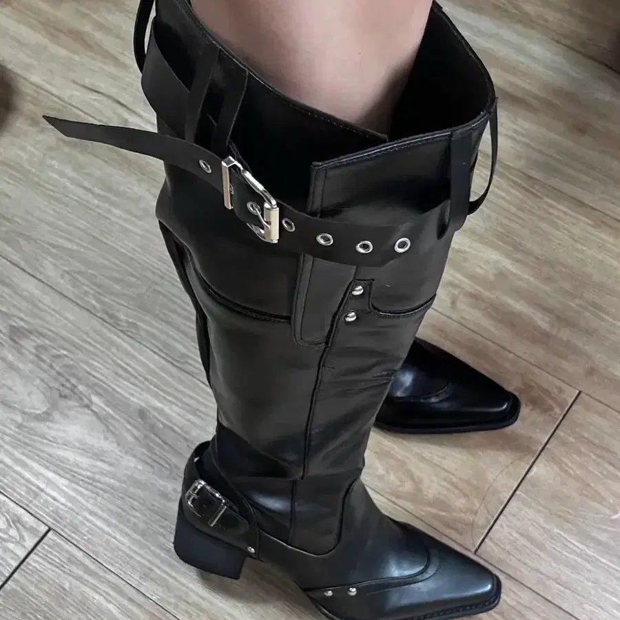 블랙 레더 스틸레토 벨트 와이드 롱부츠 구두 240