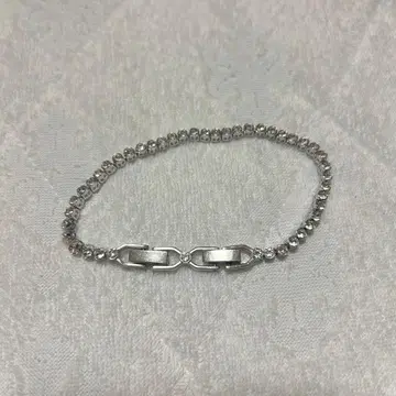 SWAROVSKI 스와로브스키 실버 크리스탈 스톤 팔찌