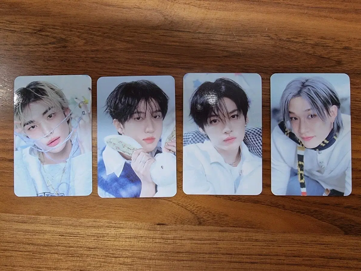 Stray Kids 6TH FANMEETING 포카 현진 창빈 리노 방찬