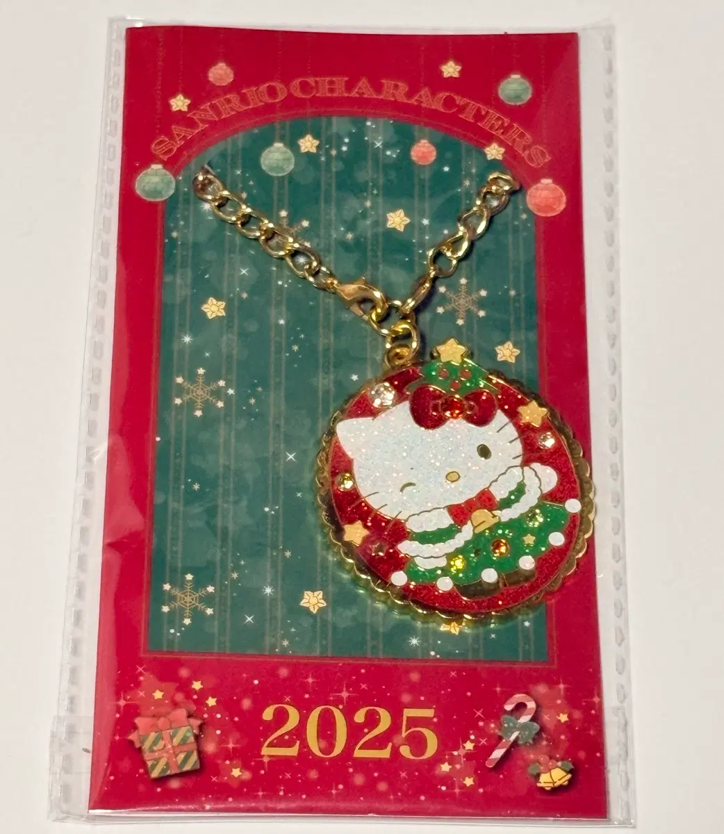 2025 크리스마스 한정 노벨티 헬로키티 키링