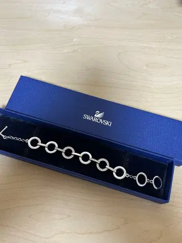 SWAROVSKI 스와로브스키 서클 팔찌