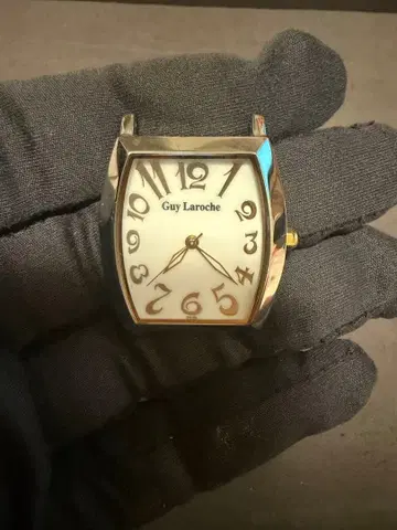 Guy Laroche 손목시계 본체 쿼츠