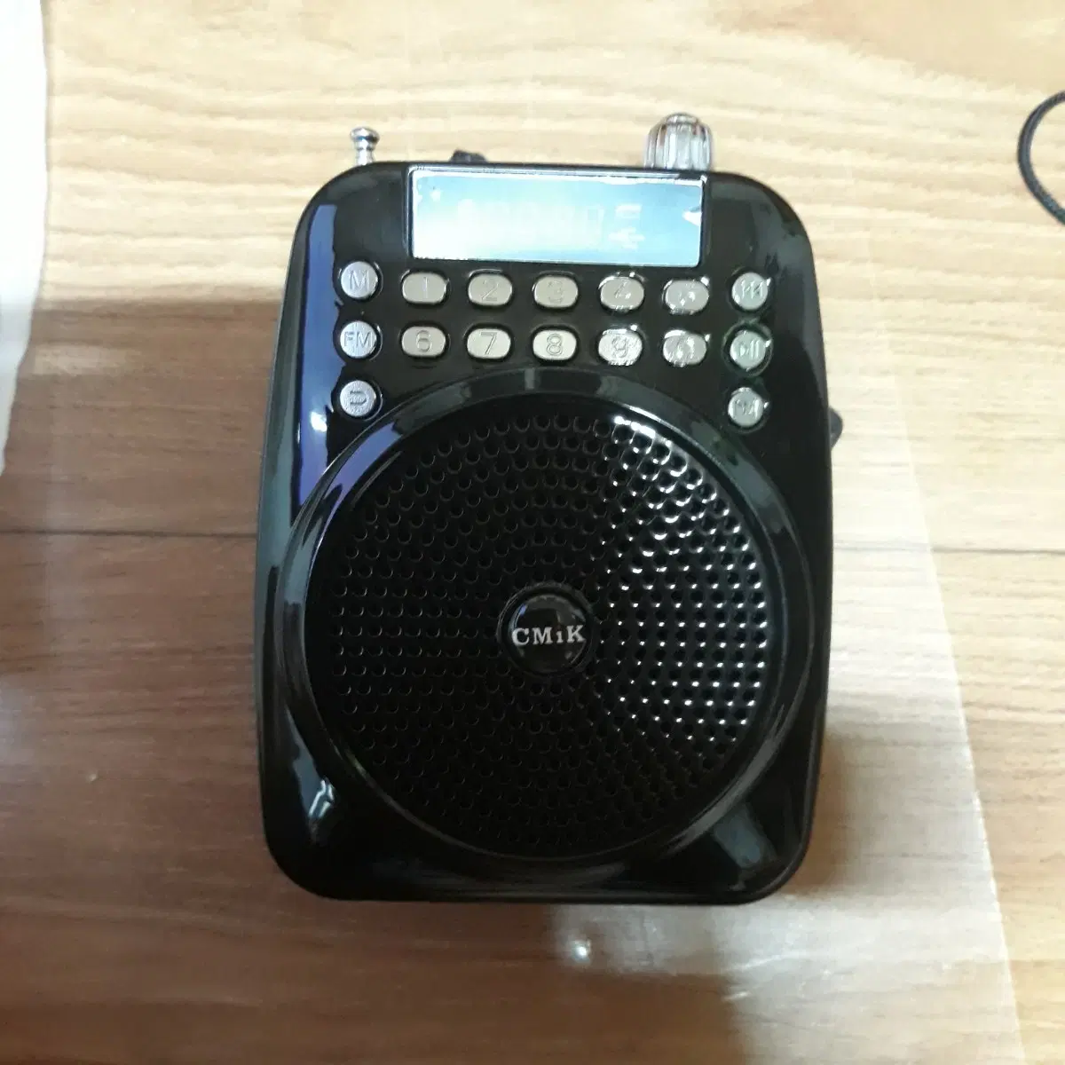 CM1K 휴대용 라디오 블랙