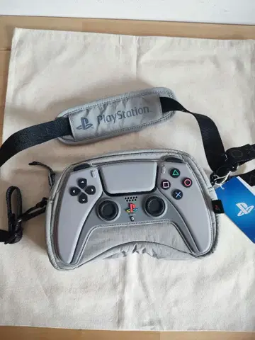 ZARA PlayStation 숄더백
