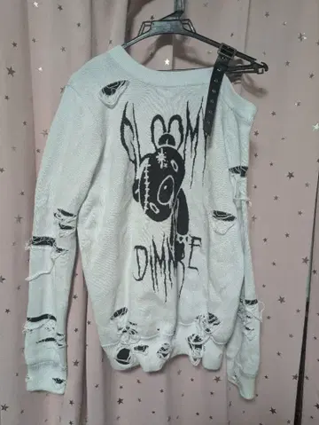 GLOOMY x DimMoire 그루미 화이트 니트