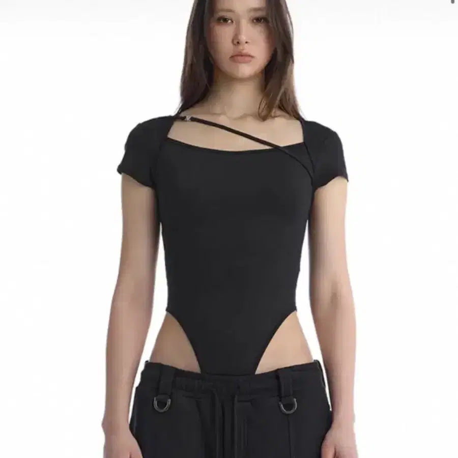트리밍버드 바디수트 Cross-Neck String Bodysuit 2