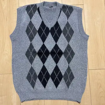 TOMMY HILFIGER 아가일 무늬 V넥 베스트