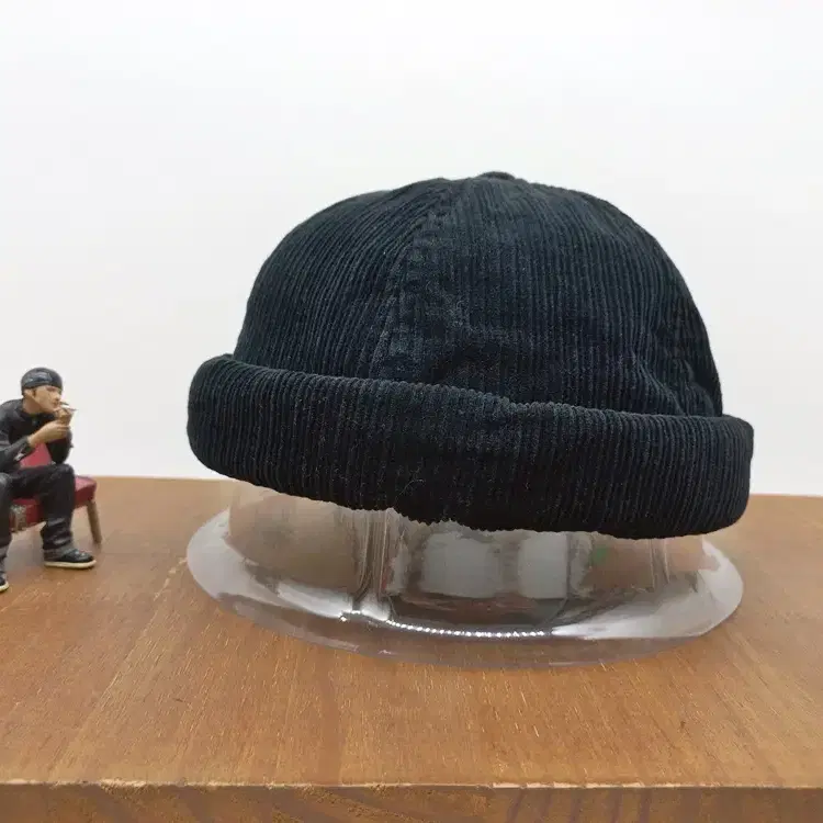 캡텐 블랙 리클루시브 코듀로이 와치캡 숏비니 블랙
