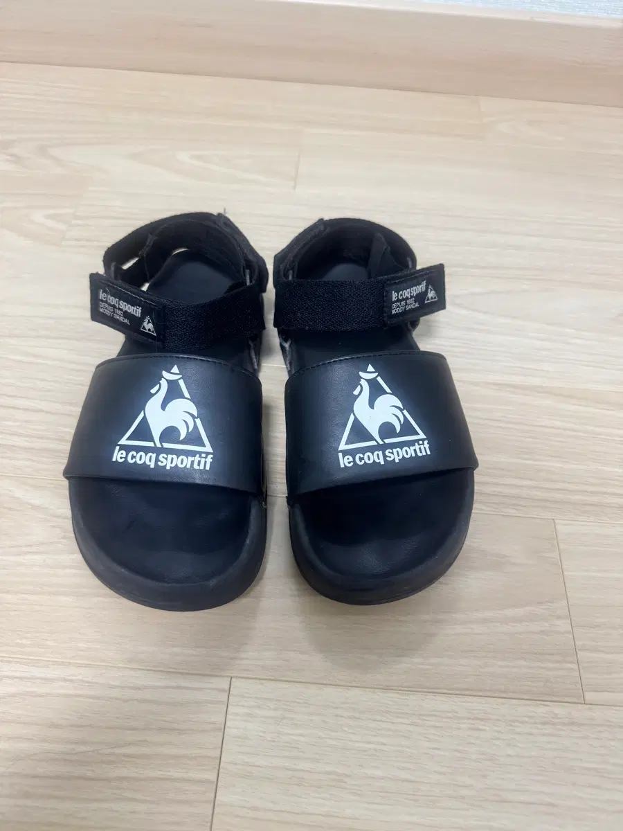 르꼬끄 스포르티브 샌들 블랙 220