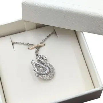 미사용급 Swarovski 스와로브스키 목걸이 Swan 펜던트