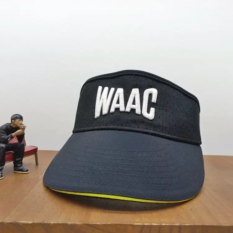 뉴에라 New Era x 왁 WAAC 콜라보 썬캡 선바이저 블랙