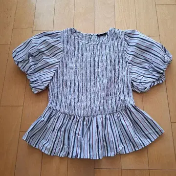 ZARA 스트라이프 셔링 블라우스 M