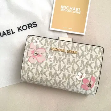 새상품 마이클코어스 MICHEAL KORS 이단 접이식 지갑 꽃무늬