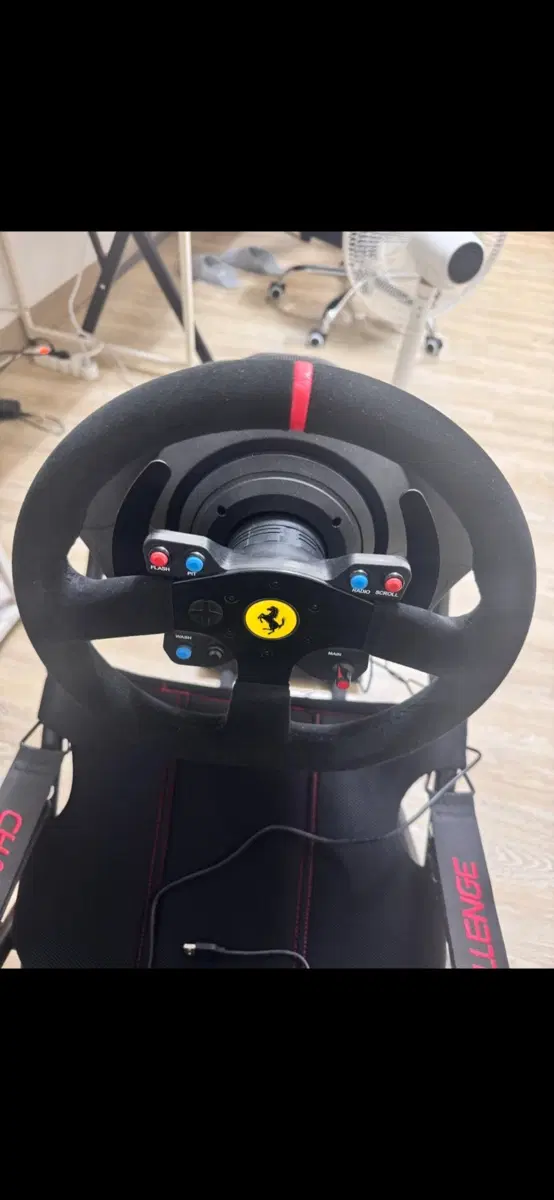 Ferrari 게이밍 휠