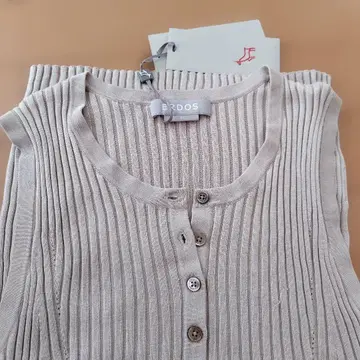 택 포함 새상품 ERDOS 베이지 슬리브리스 니트 실크 100%