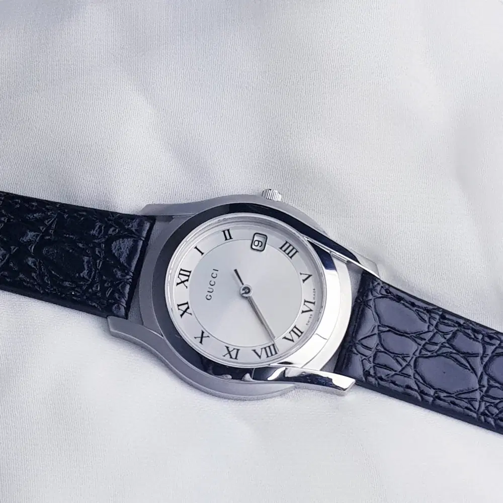 구찌 GUCCI 5500M 신형 선물 구찌시계 남녀공용