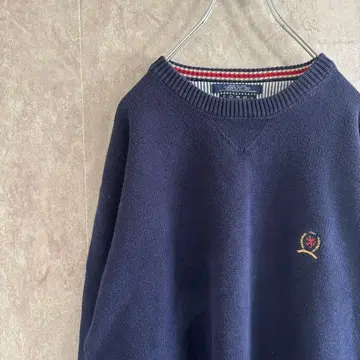 타미힐피거 Tommy Hilfiger 올드 자수 스웨터