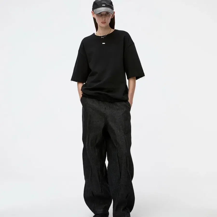 아더에러 25ss jean product. 77 블랙 XL