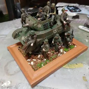 밀리터리 디오라마 미군 탱크와 병사의 정경 모형 1/35