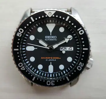 SEIKO 세이코 자동 와인딩 블랙 보이 SKX007
