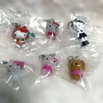 산리오 캐릭터즈 메지루시 액세서리 헬로키티 6점 묶음 판매