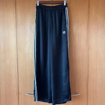 adidas 트랙 팬츠