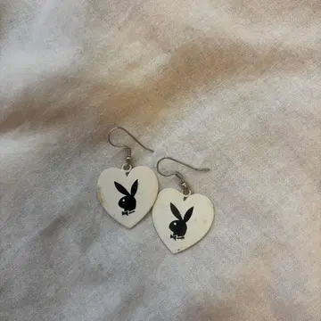 PLAYBOY 하트형 귀걸이 brandy 해외 걸 빈티지 y2k