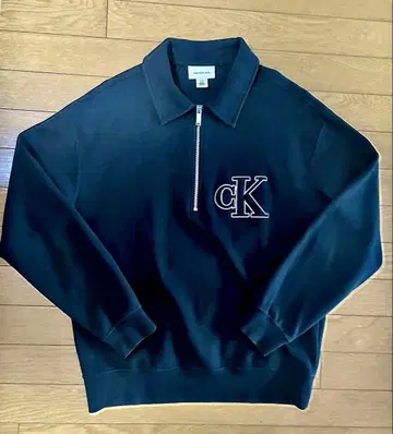 Calvin Klein 캘빈클라인 하프 지퍼 맨투맨 트레이닝복