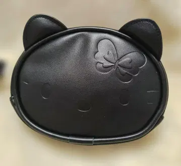헬로키티 x ANNA SUI 콜라보 파우치 블랙 레드 안나수이