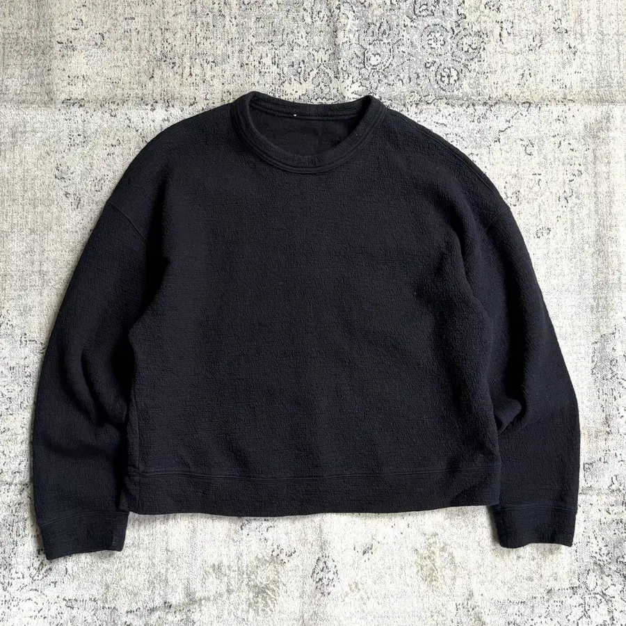 렉토 25F/W 백 로고 스웻셔츠