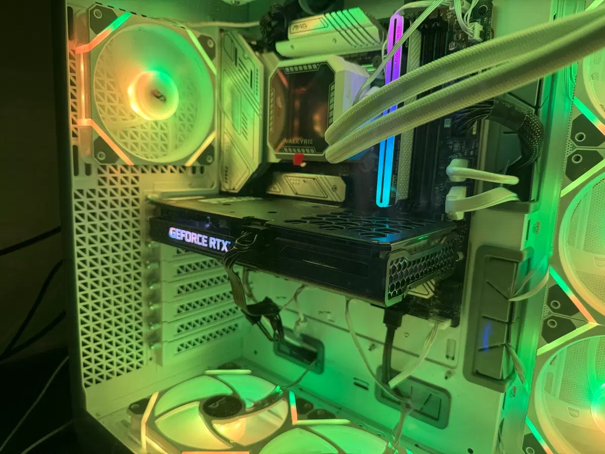 RTX 3050 그래픽카드 판매합니다