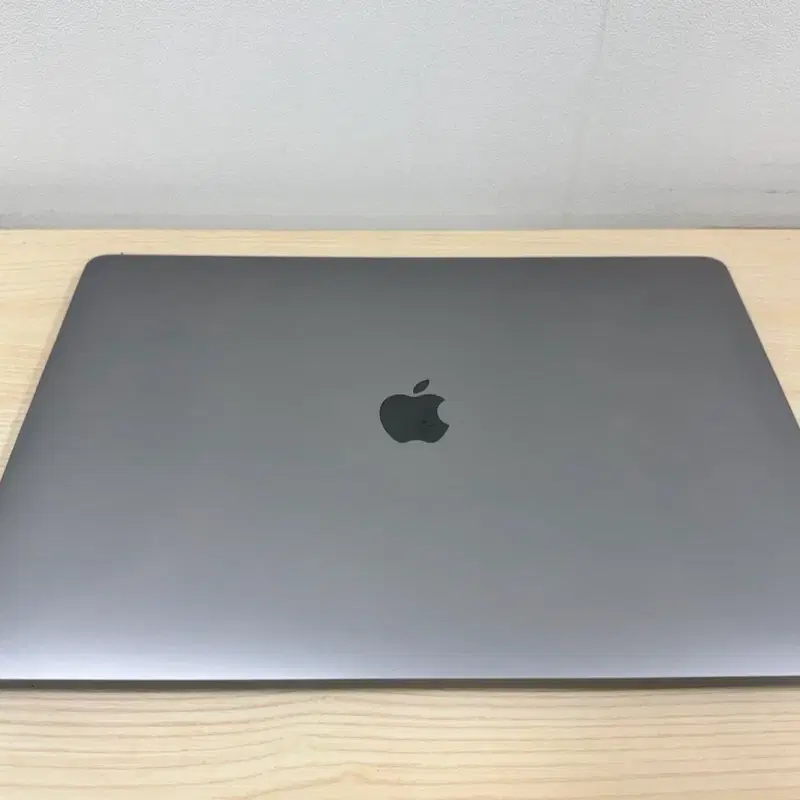 맥북프로 M2 13인치 Ram 16GB SSD 512GB