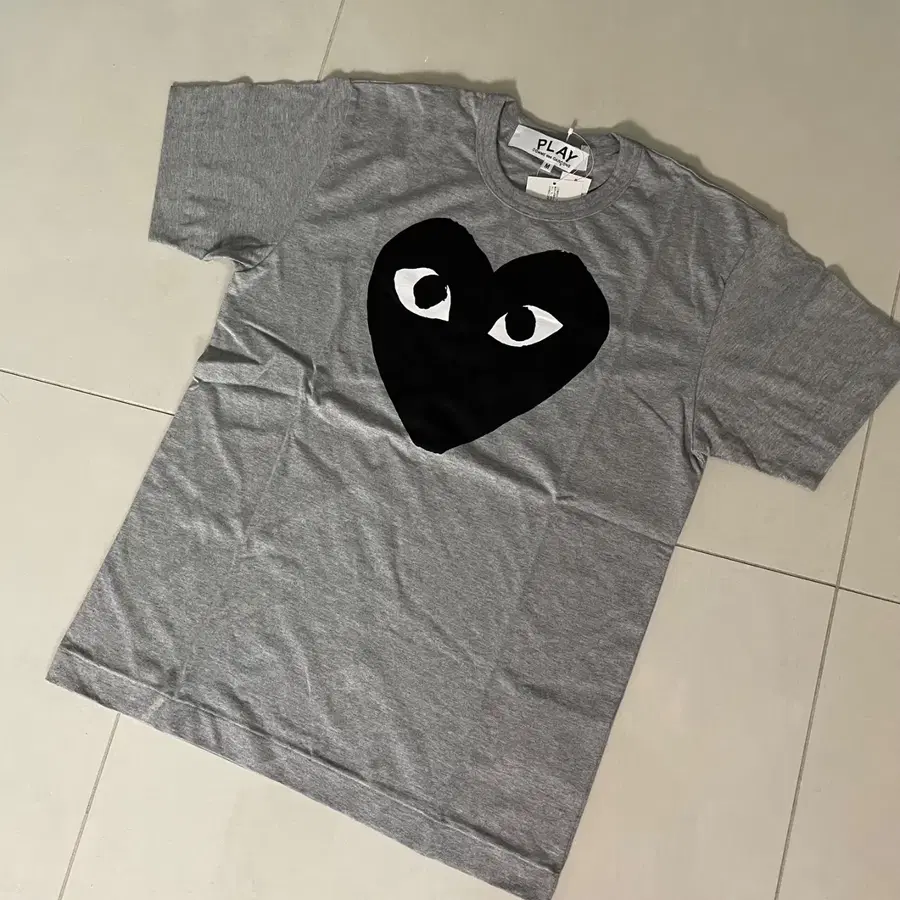Comme des garcons 꼼데가르송 sleeves tee