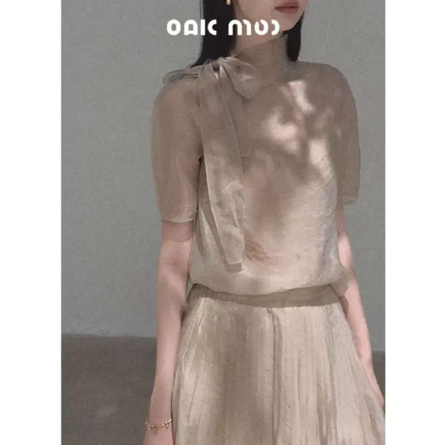 OAKMOO 블라우스 시폰 캐미솔 커버업 리본 스카프넥 탑
